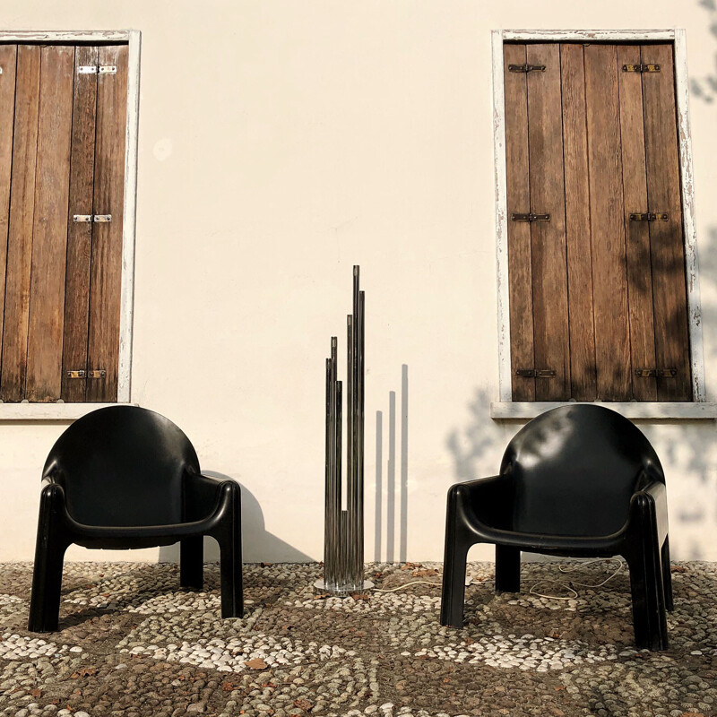 Paar vintage lounge stoelen in zwart model 4794 van Gae Aulenti voor Kartell, Italië 1970