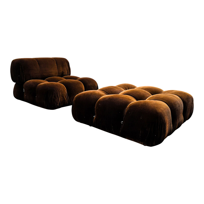 Cadeira Vintage lounge e conjunto de escabelo Modelo Camaleonda em veludo castanho de Mario Bellini para B