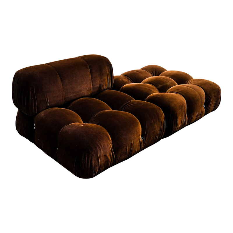 Cadeira Vintage lounge e conjunto de escabelo Modelo Camaleonda em veludo castanho de Mario Bellini para B