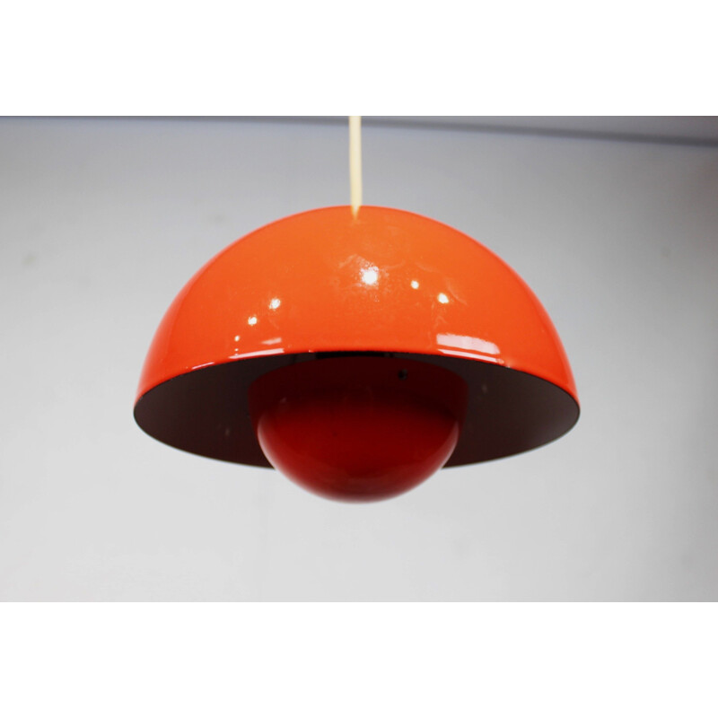 Vintage red flowerpot pendant lamp model VP1 by Verner Panton, 1968