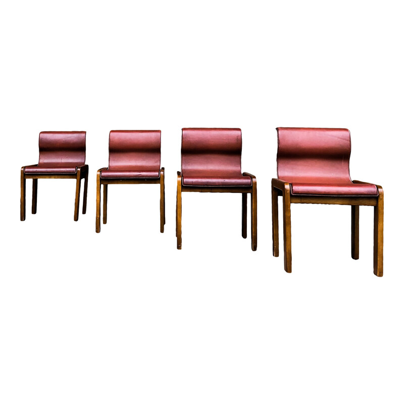 Ensemble de 4 chaises vintage en cuir et contreplaqué par Tobia et Afra Scarpa, Italie 1966