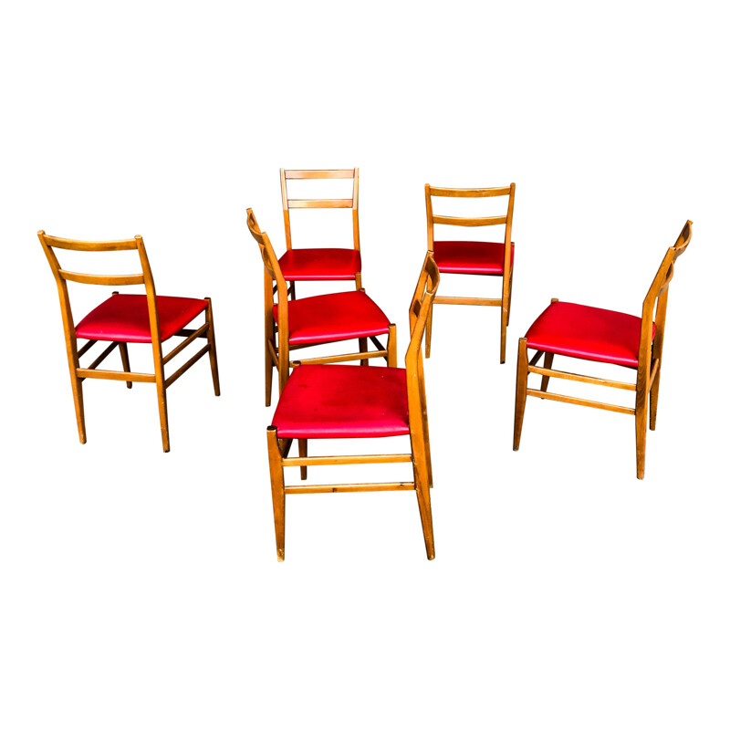 Set of 6 vintage chairs in ash and red faux leather "leggera" by Gio Ponti for Cassina, 1950