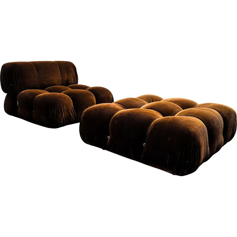 Set aus Lounge-Sessel und Vintage-Hocker Modell Camaleonda in braunem Samt von Mario Bellini für B