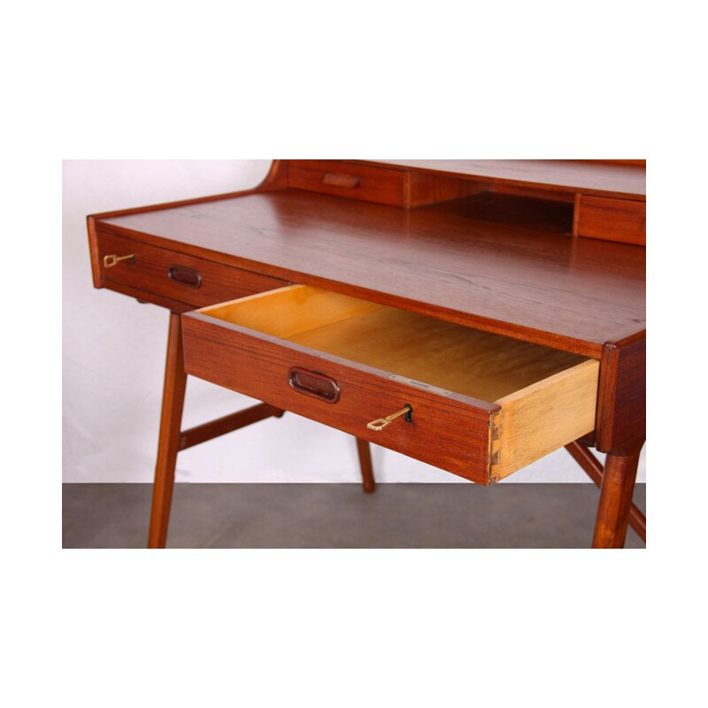 Vintage desk by Arne Wahl Iversen, Scandinavian model 64 1960