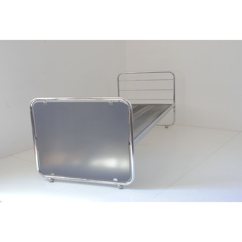 Vintage Chrome-plated vintage bed by Willem Hendrik Gispen for Gispen, 1930s 