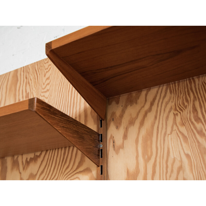 Midcentury wall system in teak by Kai Kristiansen for FM Denmark 1960s