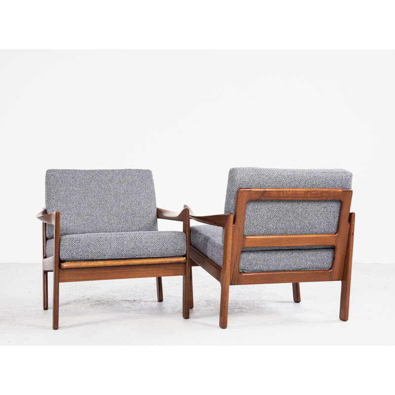 Midcentury pair of easy chairs in teak by Illum Wikkelsø for Eilersen Danish 1960s