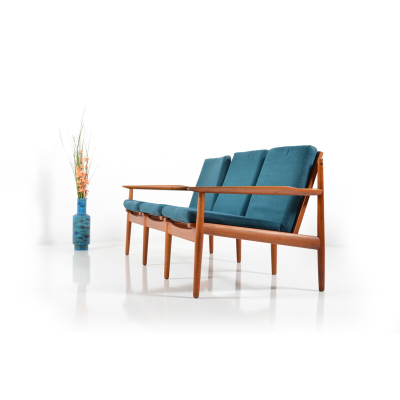 Glostrup mid-century three-seater sofa in teak, Grete JALK - 1960s