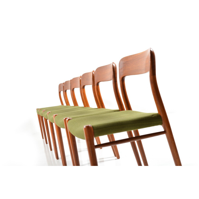 Set of J.L. Møllers Møbelfabrik 6 dining chairs, Niels O.MOLLER - 1960s