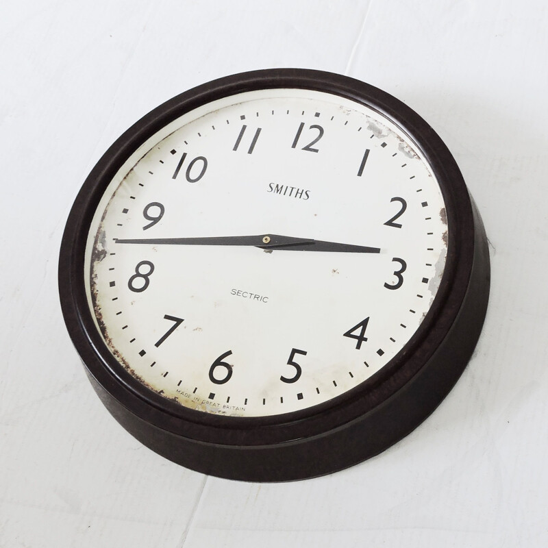 Vintage quartz bakelite wall clock by Smiths Sectric, UK 1930