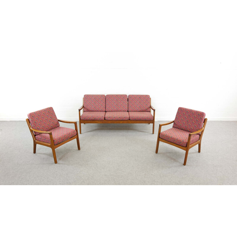 Salon de sénateur vintage avec canapé et chaises par Ole Wanscher pour France et fils 1960