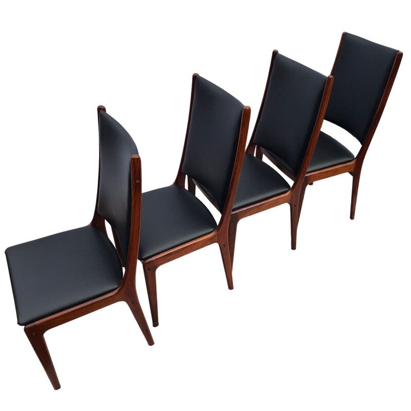 Set of 6 Mid Century  Brazilian Rosewood High Back Dining Chairs by Johannes Andersen for Uldum Danish Møbelfabric