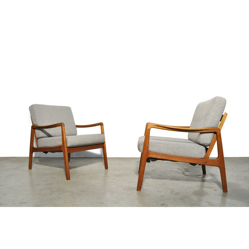 Pair of Mid-century easy chairs fd109 by Ole Wanscher for France & Son teak Danish 1960