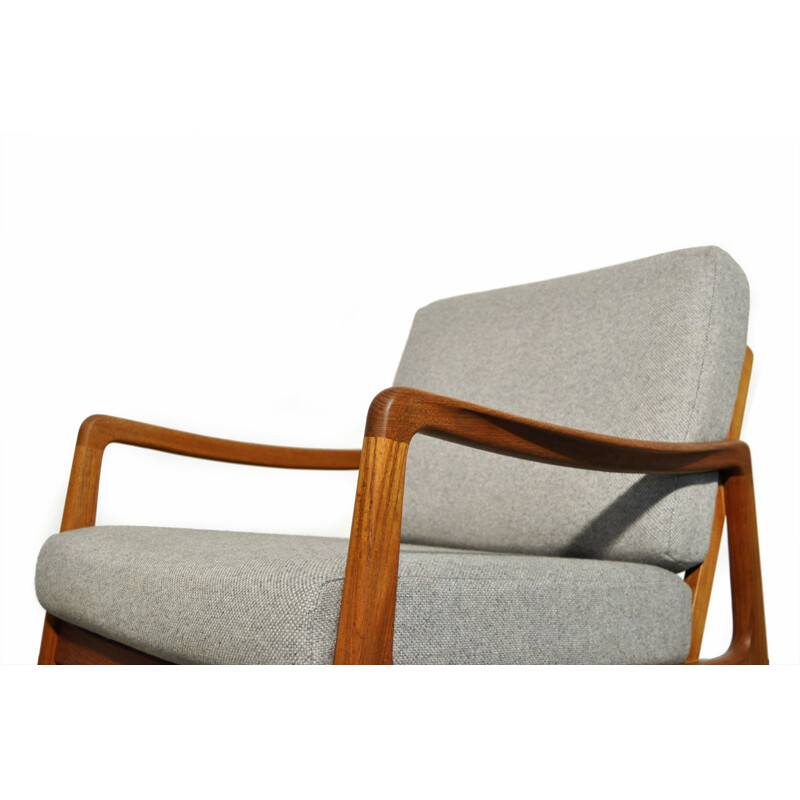 Pair of Mid-century easy chairs fd109 by Ole Wanscher for France & Son teak Danish 1960