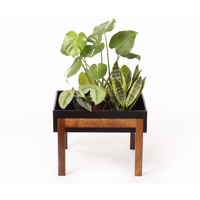 Mid century minimalistic rosewood and black metal planter, Danish 1960