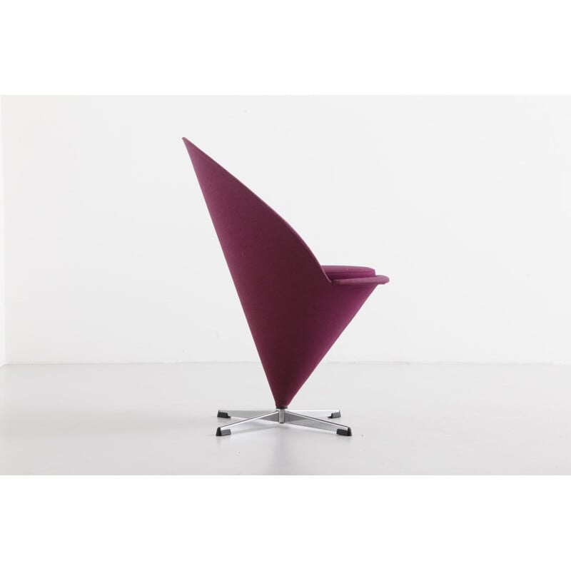 "Cone" chair in metal and purple fabric, Verner PANTON - 1958