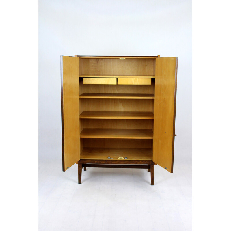 Petite armoire vintage de Frantisek Mezulanik pour UP Bucovice 1960