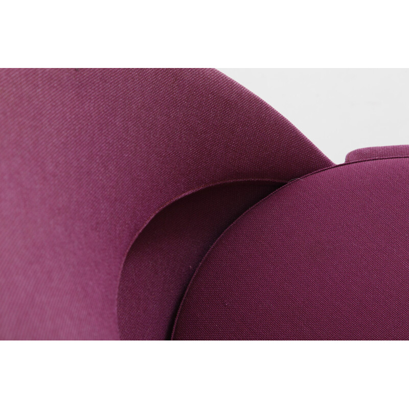 "Cone" chair in metal and purple fabric, Verner PANTON - 1958