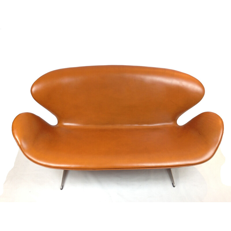 Sofa modèle "Swan", Arne JACOBSEN - années 60