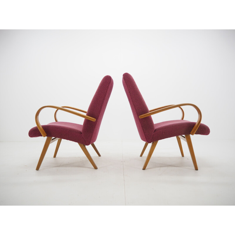 Pareja de sillones vintage de madera y tela de Jindrich Halabala, Checoslovaquia 1960