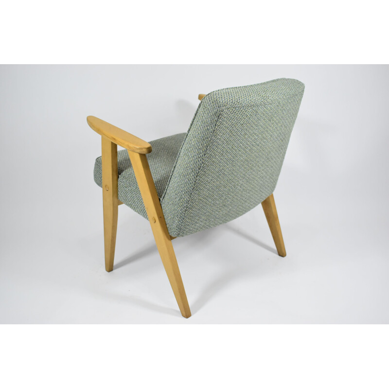 Klassieke vintage fauteuil in groene stof, eikenhout 1960