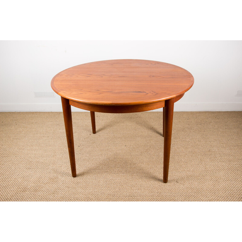 Vintage Danish Extendable Teak Dining Table MSK Møbler 1960