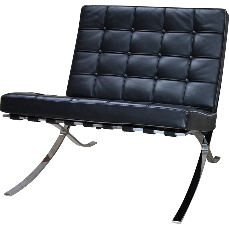 Barcelona chair in black leather, Ludwig MIES VAN DER ROHE - 1970s
