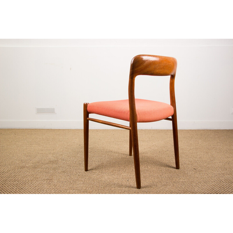 Suite of 4 vintage chairs in Teak and light red fabric N 75 from N.O.Moller Danoises