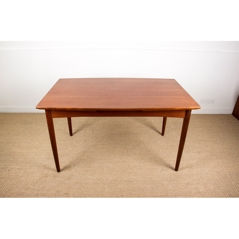 Vintage extensible teak dining table rectangular model by Dyrlund Danoise