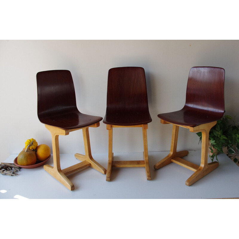 3 Vintage high chair for children