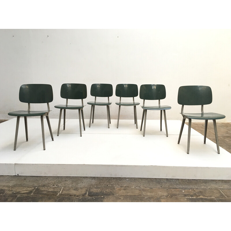 Set of 6 Ahrend De Cirkel "Revolt" green chairs, Friso KRAMER - 1953