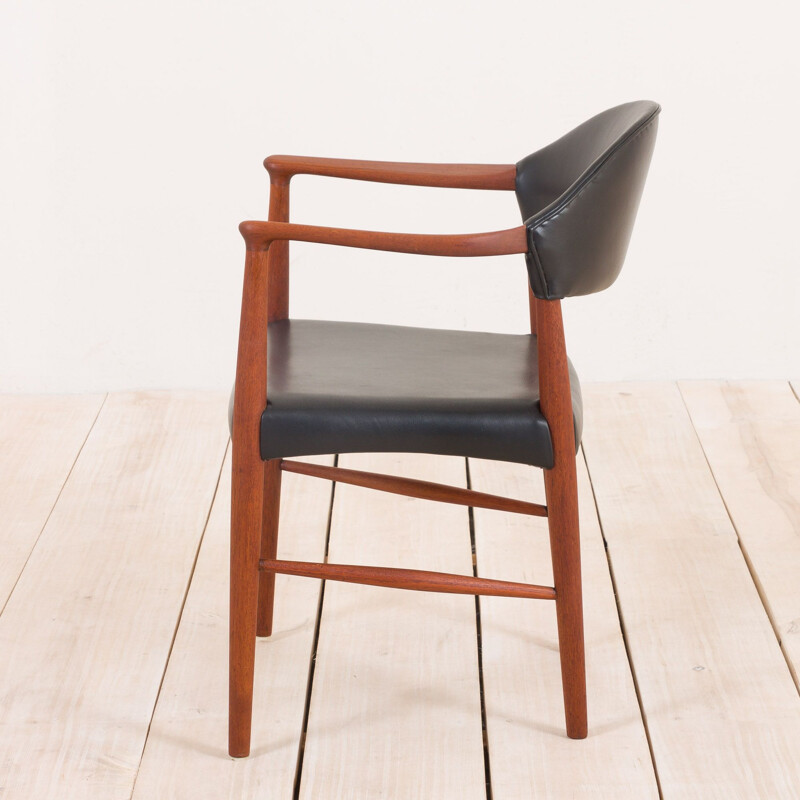 Vintage teak chair in black leather Erik Kirkegaard 1950s