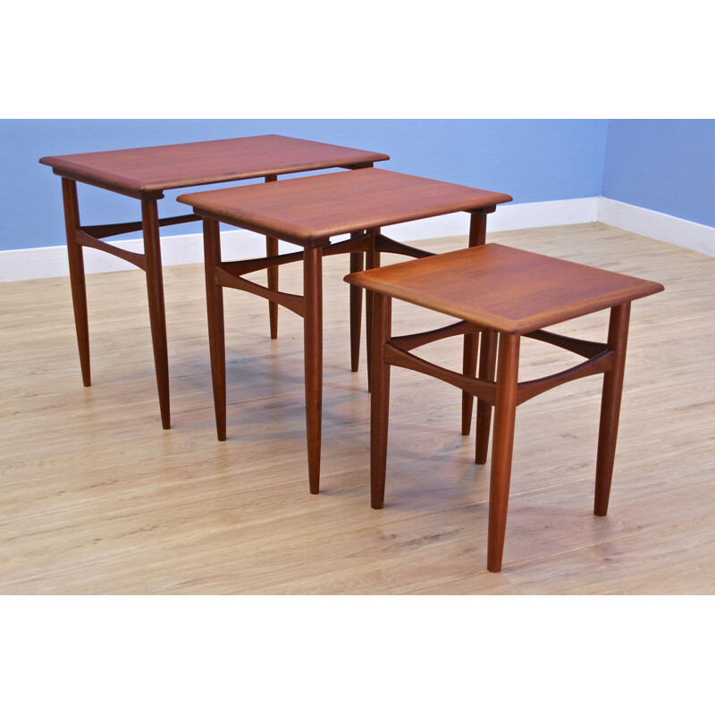 Set of 3 nesting tables in teak Danish 1960s