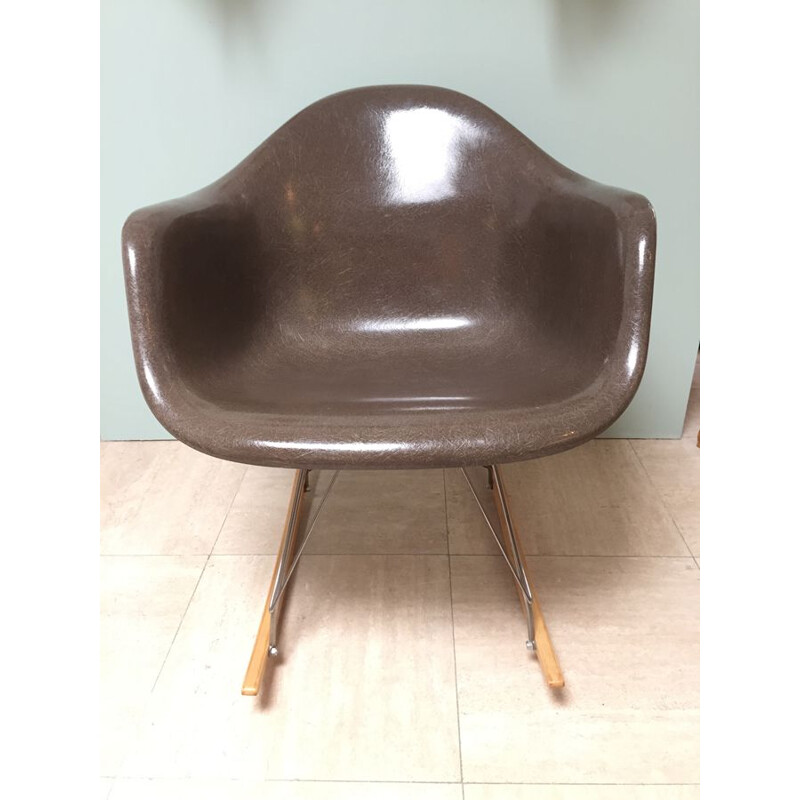 Rocking-chair vintage Charles & Ray Eames Herman Miller & Vitra 1970