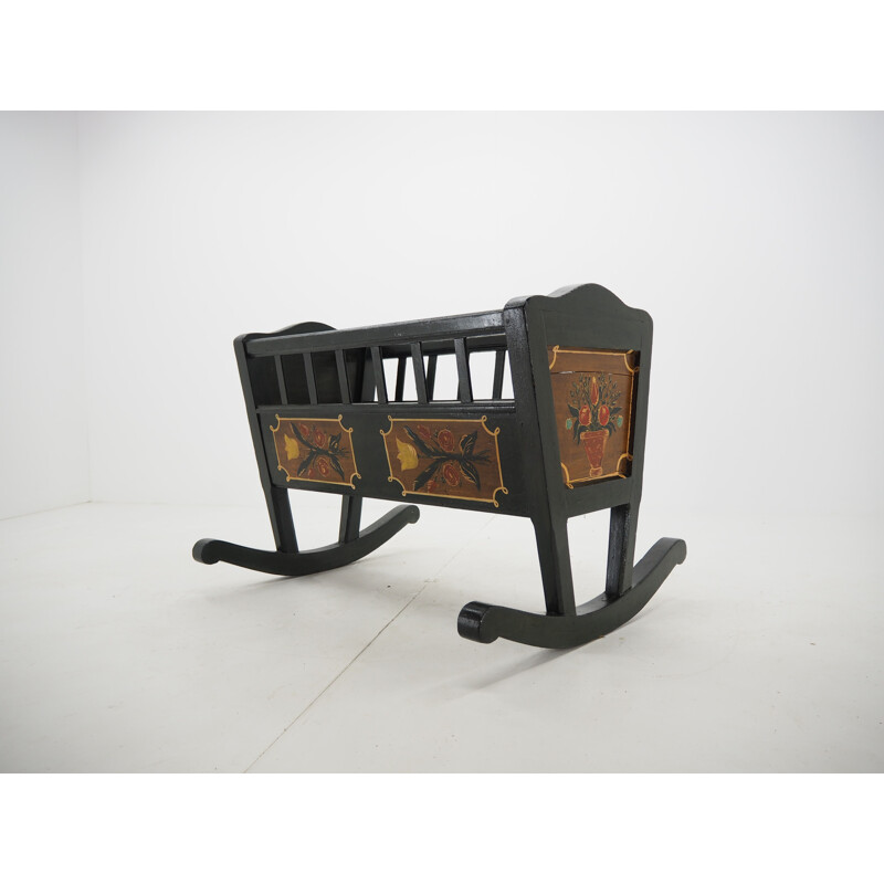 Vintage Folk Art Painted Rocking Cradle, 1830s