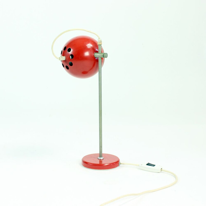 Vintage "The Eye" Table Lamp In Red Metal By Elektrofém, Hungary 1960s