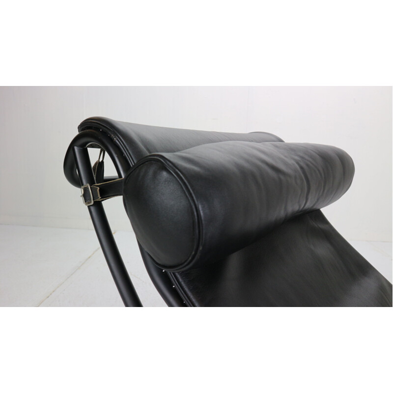 Vintage Chaise Lounge Chair by Cassina, Le Corbusier LC4 Black on Black  1970