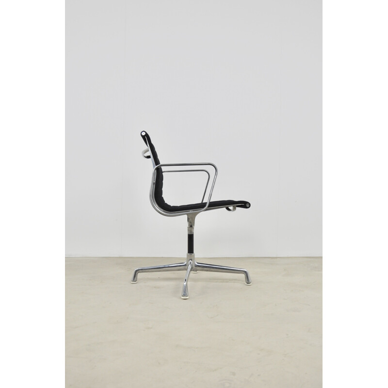 Vintage Office Armchair by Charles & Ray Eames for Herman Miller 1970s