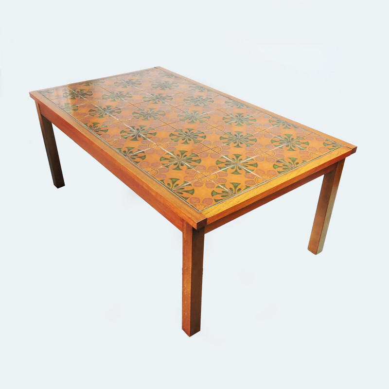 Table basse vintage en bois et céramique décorative 1970