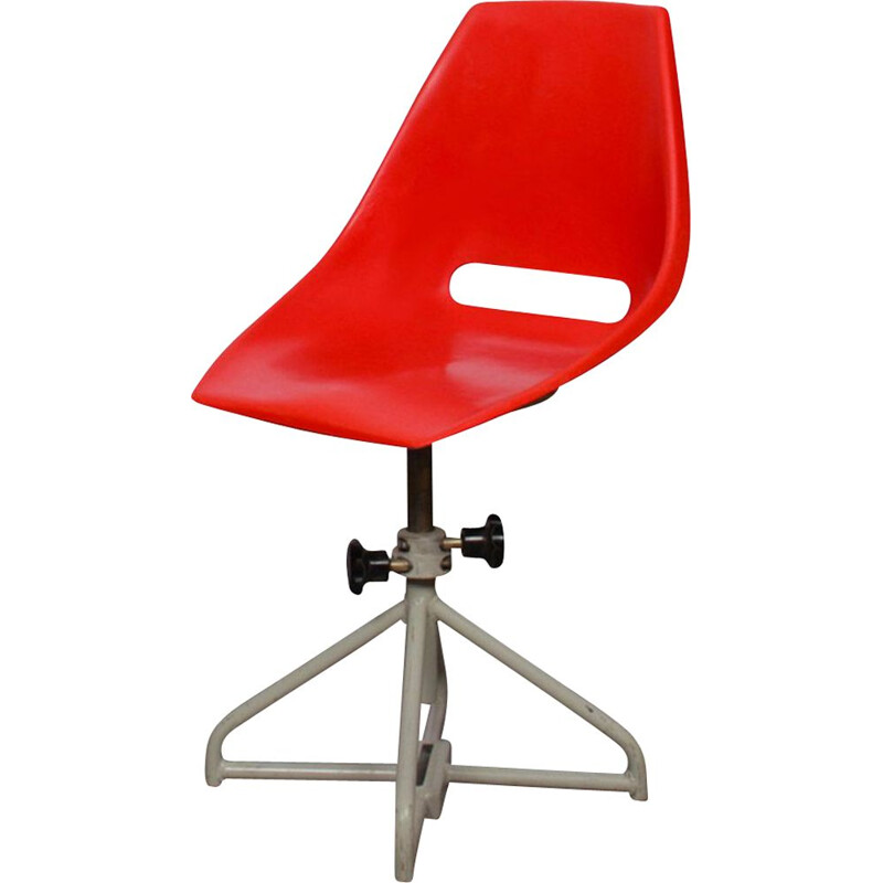 Chaise vintage rouge par Miroslav Navratil pour Vertex, 1960