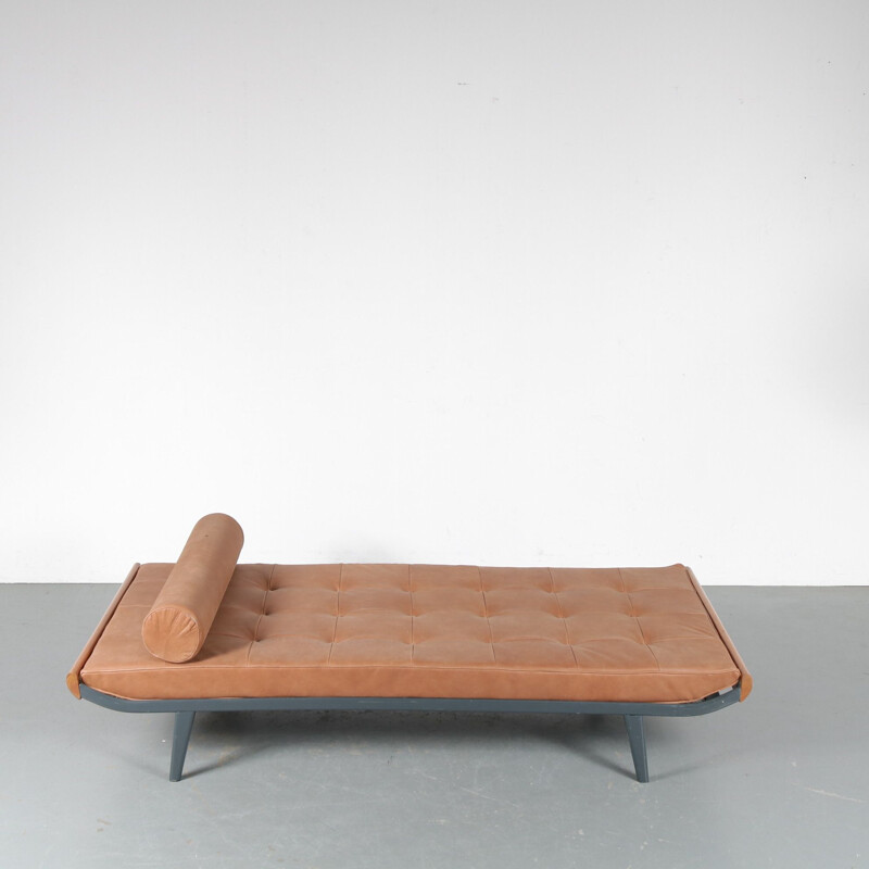 Vintage Cleopatra daybed, brown leather, Dick Cordemeyer 1954