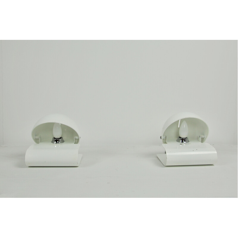 Pair of vintage White Bugia Table Lamps by Giuseppe Cormio for IGuzzini, 1970s