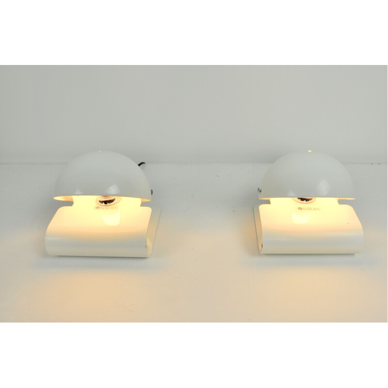 Paire de lampes de table vintage Bugia blanche de Giuseppe Cormio pour Guzzini 1970