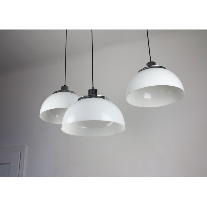 Set of 3 vintage faro pendant lamp by Luigi Massoni for Guzzini, 1960