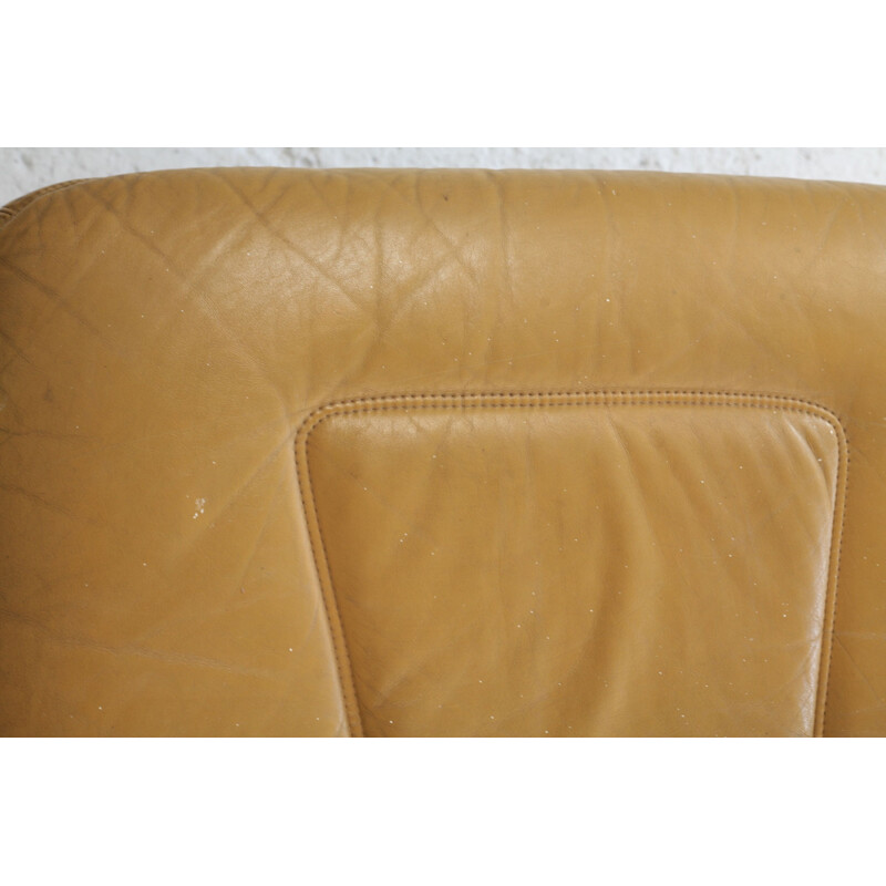 Set of sofa and pair of vintage leather chauffeuses by Jacques Charpentier in dark yellow leather France, circa 1970.