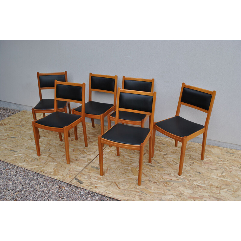 Suite of 6 vintage chairs 1980