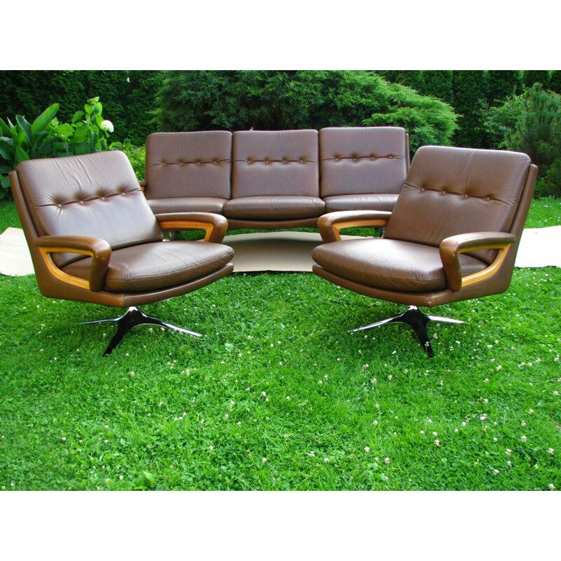 Vintage sofa 2 armchairs table with a copper top