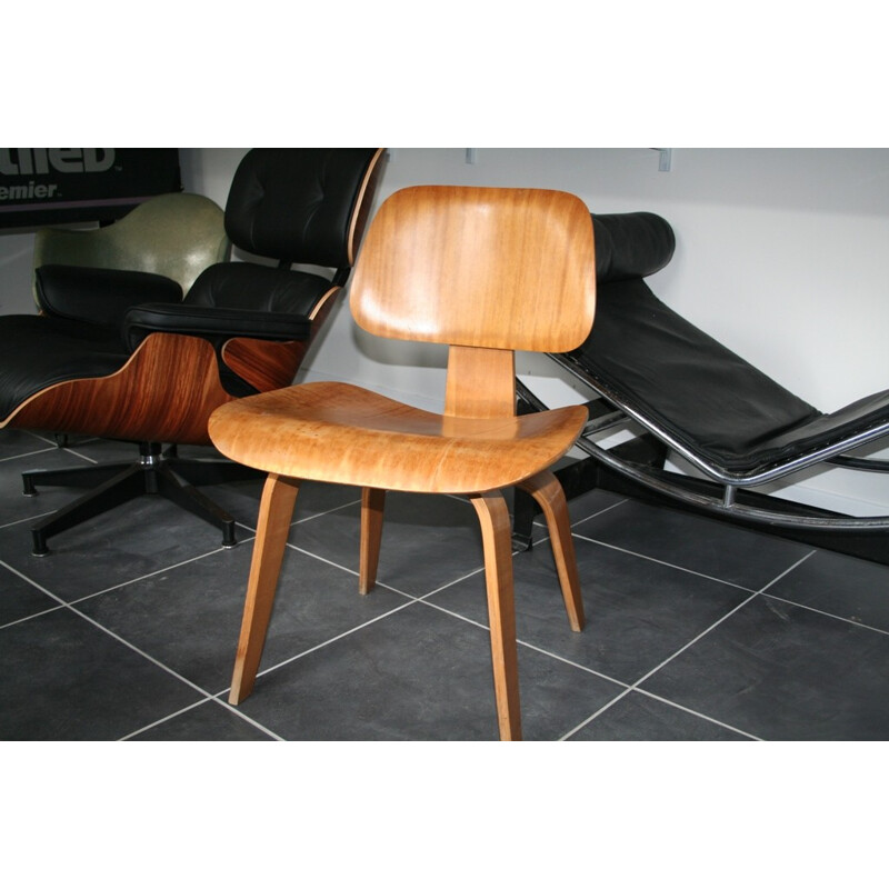 Chaise DCW EAMES edt. Herman Miller - années 50