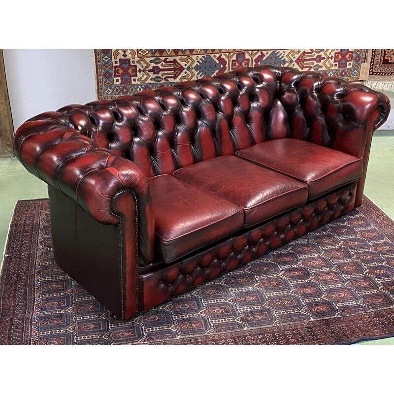 Canapé vintage Chesterfield en cuir rouge 3 places 1980