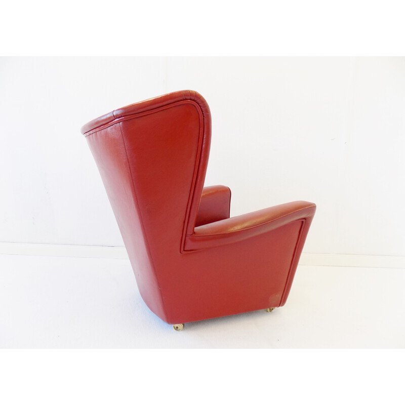 Vintage red leather armchair for HK Furniture Howard Keith